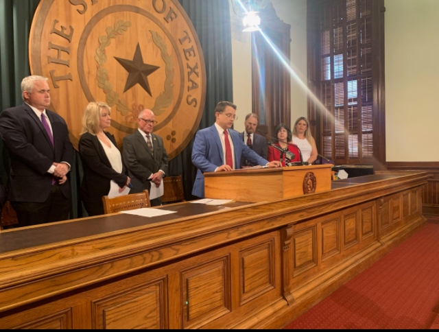 Read more about the article TX Legislative Press Conference to Stop Covid Vax Mandates